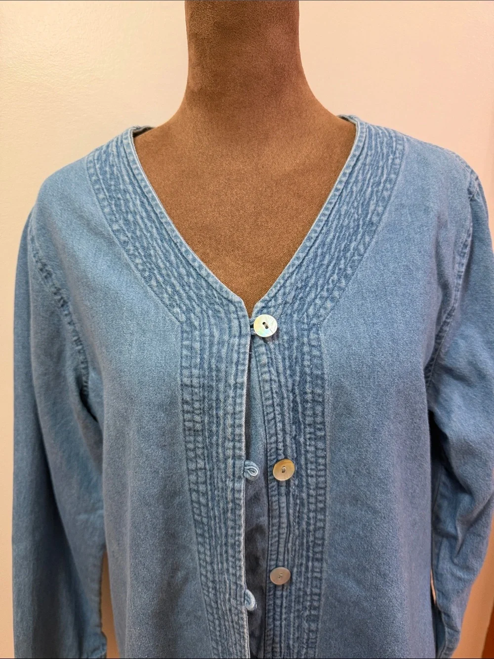 CAMI. 100% Cotton Blue Denim Long Sleeve Top. Size 12 or XL. Like New
